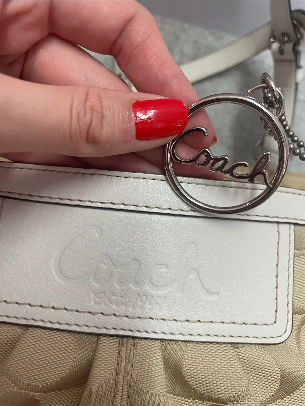 Coach ‘Gallery’ E/W Pleated Shoulder Tote - Picture 7 of 14